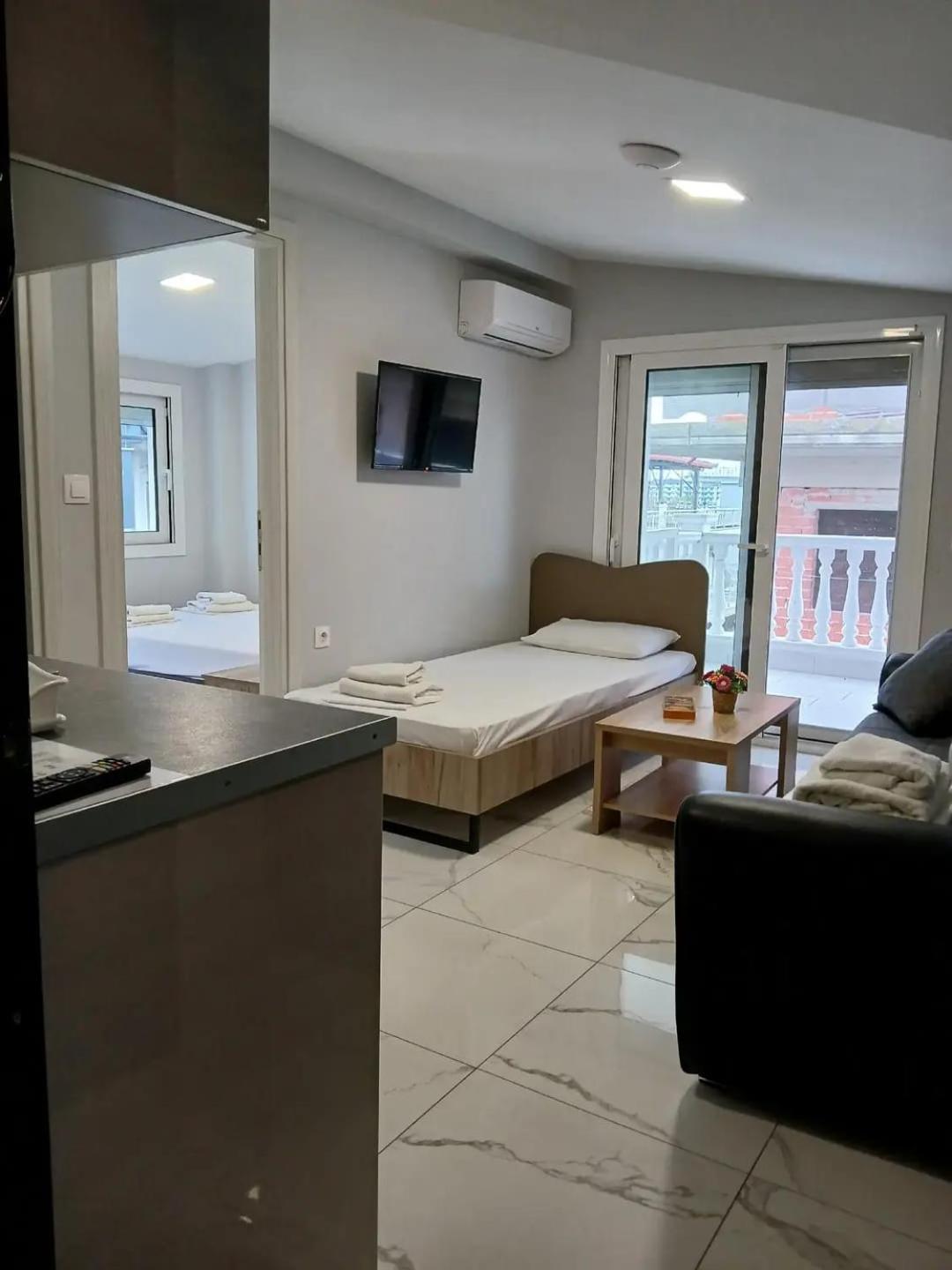 Apartmani Dedalus Paralía Eksteriør bilde